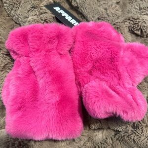 Apparis Vibrant Pink Fuzzy Accessory